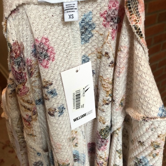 William Rast flared sleeves light thermal - Picture 7 of 8